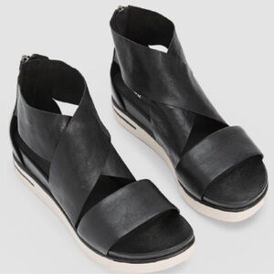 Eileen Fisher Sport Tumbled Leather Sneakers Sandals Black Size 8